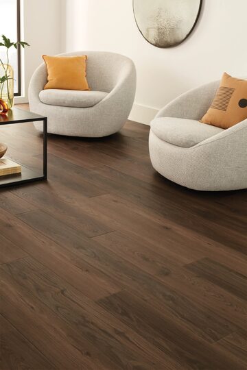 Tyro Walnut