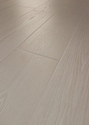 Delicate Oak