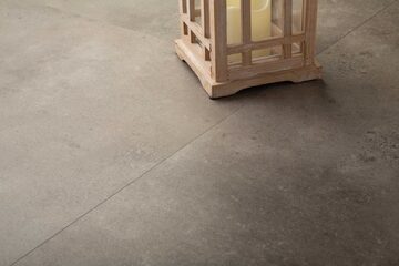 Grandeur Essential - Touchstone